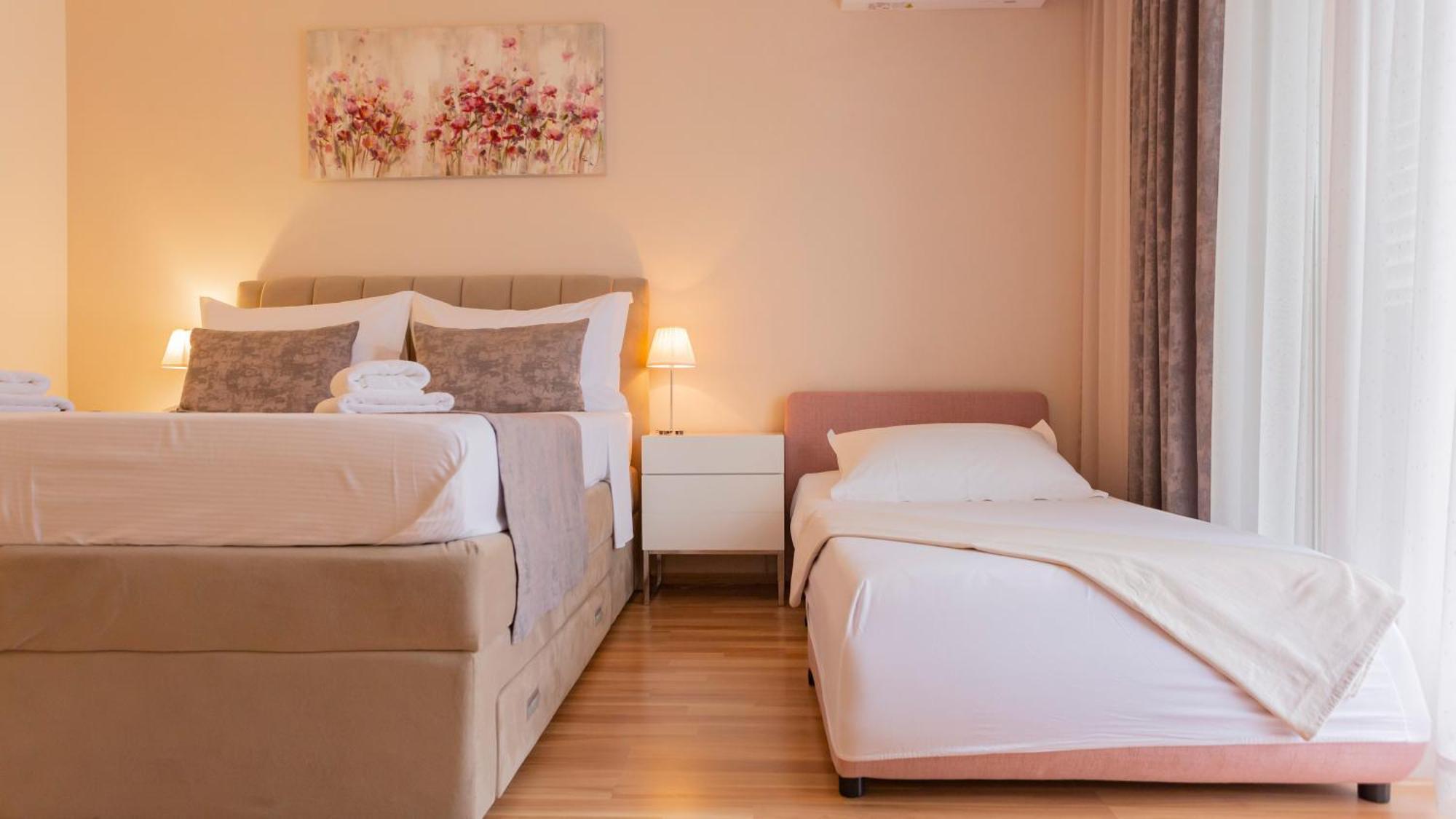 Baska Voda Apartments - Steps From The Beach, Free Parking, Central Location מראה חיצוני תמונה